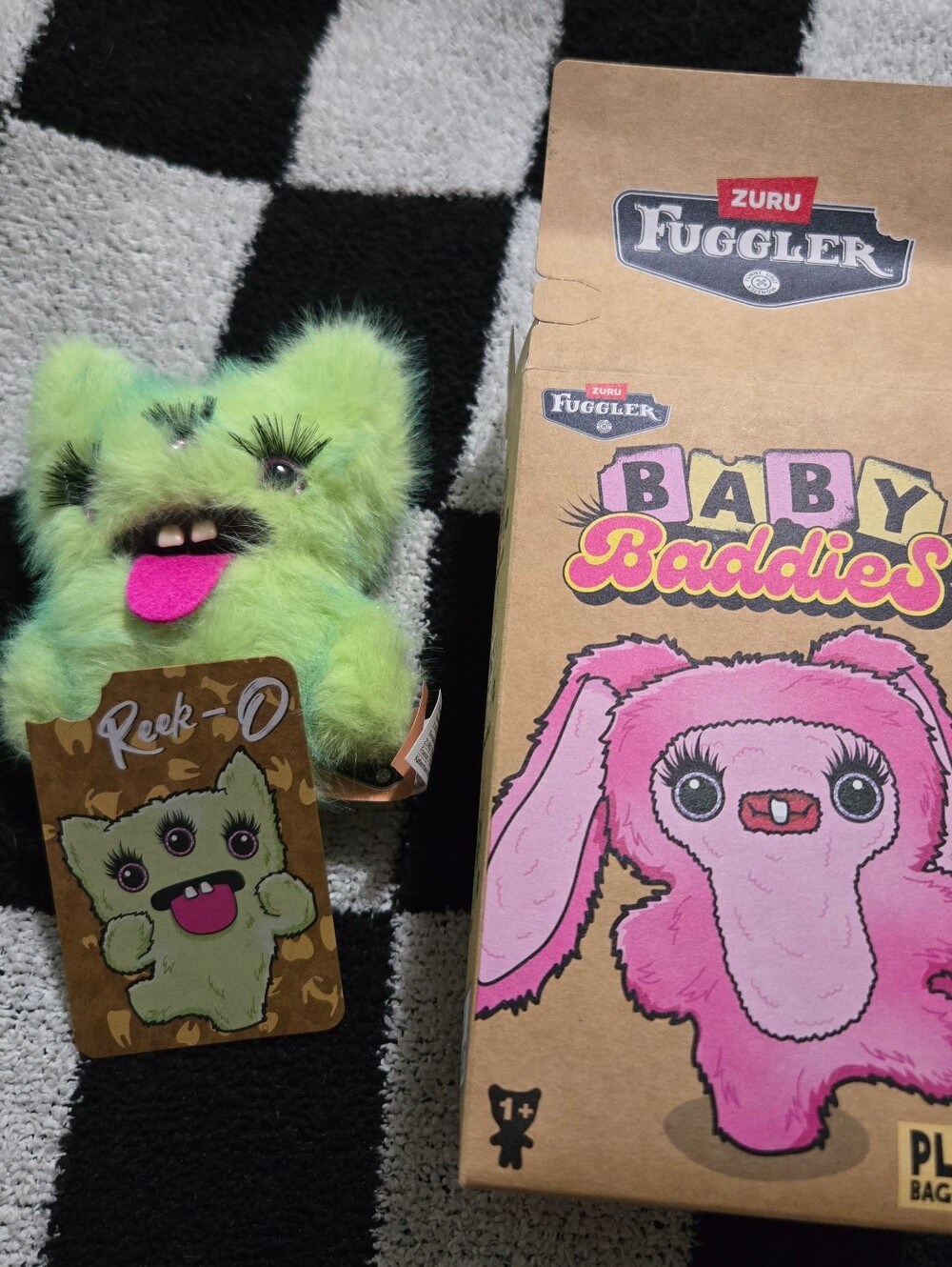 Zuru Fuggler Baby Baddies "Reek-O" 5-inch plush bag charm